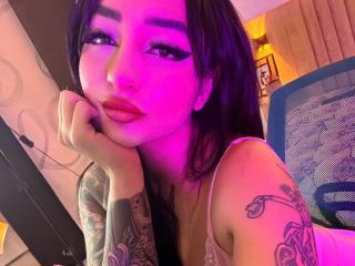 Xem hồ sơ đầy đủ của ScarletFeline