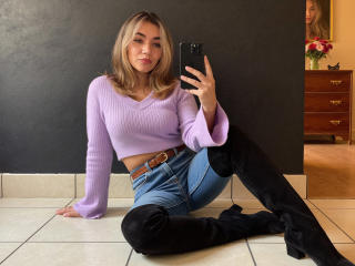 Ver la ficha detallada de SofieWhite