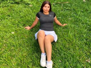 Ver la ficha detallada de AlyssaGreen