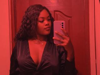 Se dtaljerede oplysninger for ThickianaSexy
