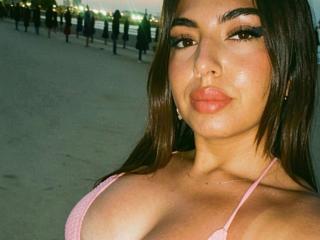 Se dtaljerede oplysninger for IvonneFalcone
