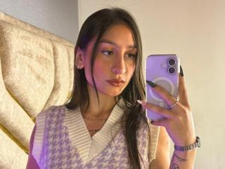 MaddyCarina's Model Profile