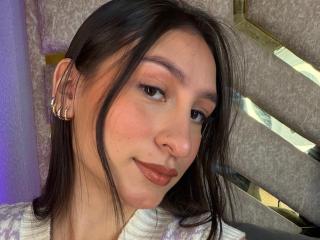 MaddyCarina's Model Profile