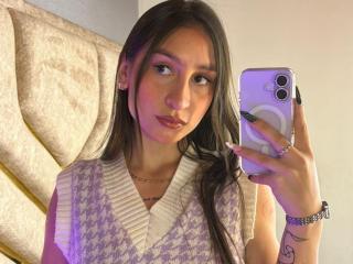 MaddyCarina's Model Profile