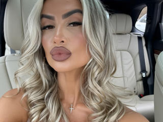 Lellie's Model Profile
