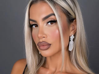 Lellie's Model Profile