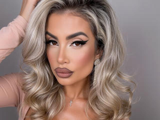 Lellie's Model Profile