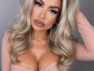 Lellie's Model Profile