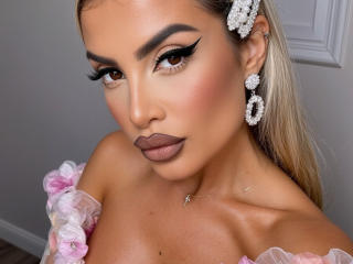 Lellie's Model Profile