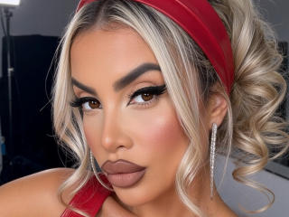 Lellie's Model Profile