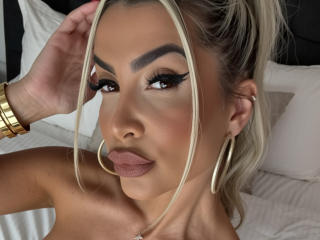 Lellie's Model Profile