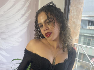 MeganGlowX's Model Profile