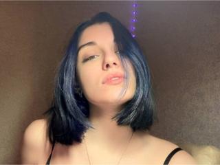 MackenzieCostantino's Model Profile