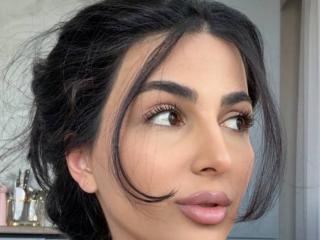 AdrianaPierce's Model Profile