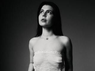 KizzyDepner's Model Profile
