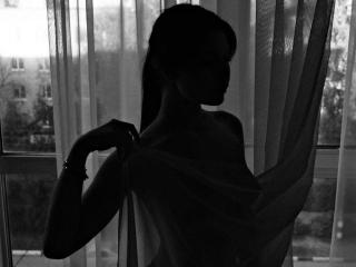KizzyDepner's Model Profile