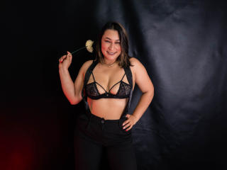 EmaFoxy's Model Profile