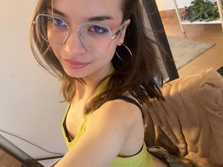 MimiPreaty's Model Profile