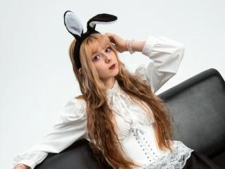 Lásd a LouellaCardenal teljes profilját