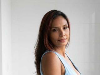 Ver la ficha detallada de RoxaneMoore