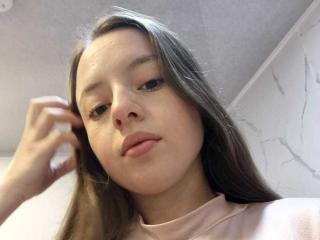 Lásd a VioletaNova teljes profilját