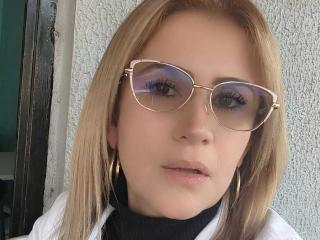 Lásd a CamilleMullerr teljes profilját