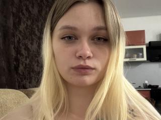 Lásd a ValeneTirado teljes profilját