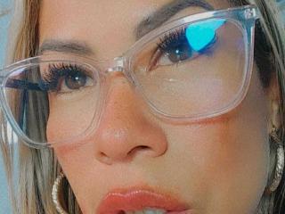 انظر إلى الملف المفصل لـ AlixLow