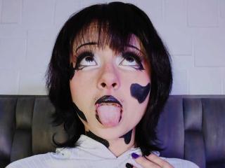 انظر إلى الملف المفصل لـ ViolettClay