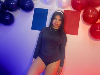 انظر إلى الملف المفصل لـ CelesteMorel