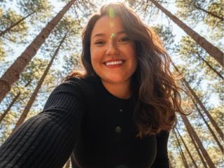 انظر إلى الملف المفصل لـ ColetteBessette