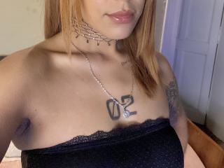 انظر إلى الملف المفصل لـ KiaraHernandezX