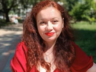 См. подробные сведения о модели ElisabethLovee