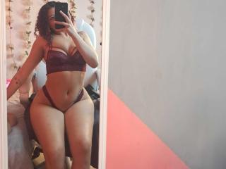 انظر إلى الملف المفصل لـ SofiaJackson