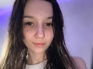 انظر إلى الملف المفصل لـ HarrietDimarzo