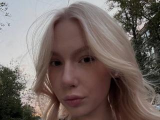انظر إلى الملف المفصل لـ LaurindaLupacchino