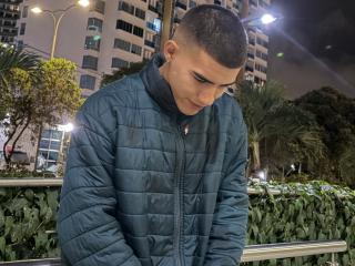 انظر إلى الملف المفصل لـ SebastiianVega