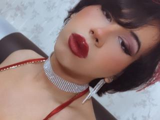 См. подробные сведения о модели FemCupid