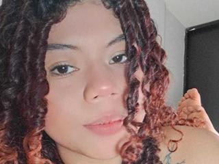 См. подробные сведения о модели SofiaJackson