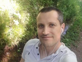 Podívejte se na podrobnou kartu MisterFredX