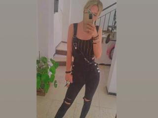 Obejrzyj kompletny profil Laaaruuubiiitaaa27
