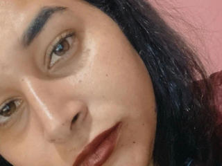 Podívejte se na podrobnou kartu QueenValentina-hot