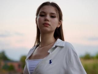 Δείτε την λεπτομερή καρτέλα του ClementinaSwantek