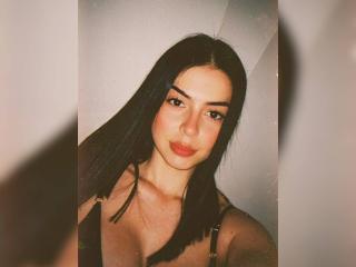 Δείτε την λεπτομερή καρτέλα του IsabellaJames