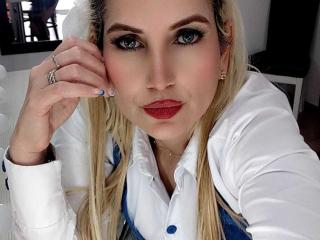 Δείτε την λεπτομερή καρτέλα του GiuliaAddams
