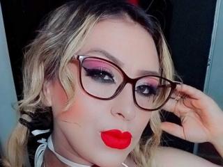 Δείτε την λεπτομερή καρτέλα του SophiaHotty69