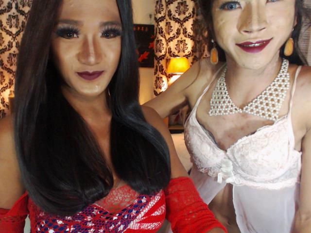UniversalFuckerDuo - Chat sexy with this Trans couple 