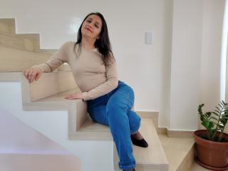 Ver la ficha detallada de Cyntiia