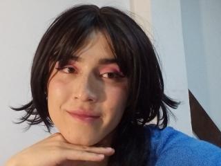 Ver a ficha detalhada de EllieCherry