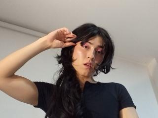 Ver a ficha detalhada de EllieCherry